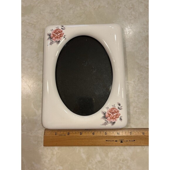 Vtg Ceramic Victorian Rose 8.75x6.75 Photo Frame Oval Inset Tabletop White - Picture 4 of 9